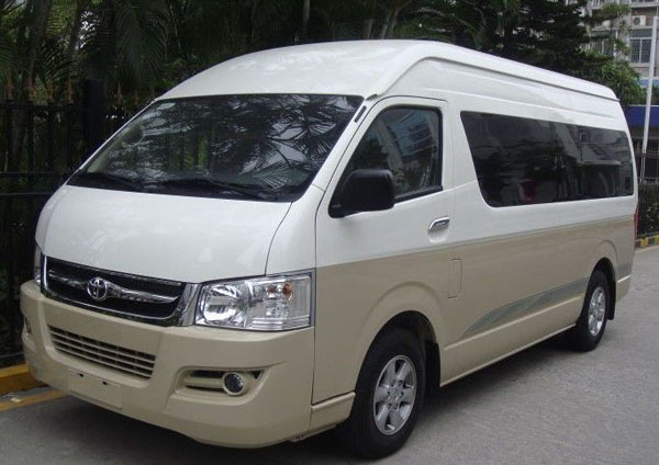 在车轮滚动间，邂逅安全与舒适的诗意篇章